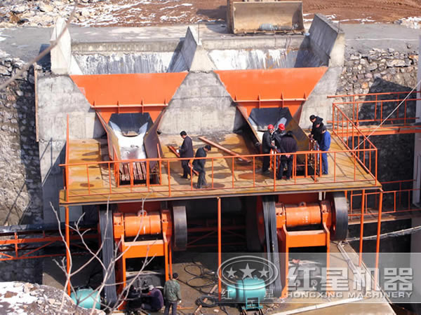 顎式破碎機安裝現場 顎式破碎機安裝現場