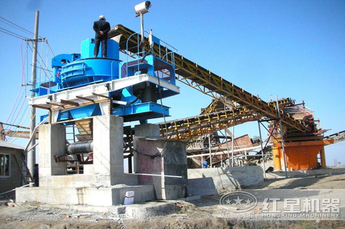 青石打沙機工作現場